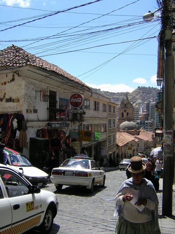 Streets_of_La_Paz.JPG