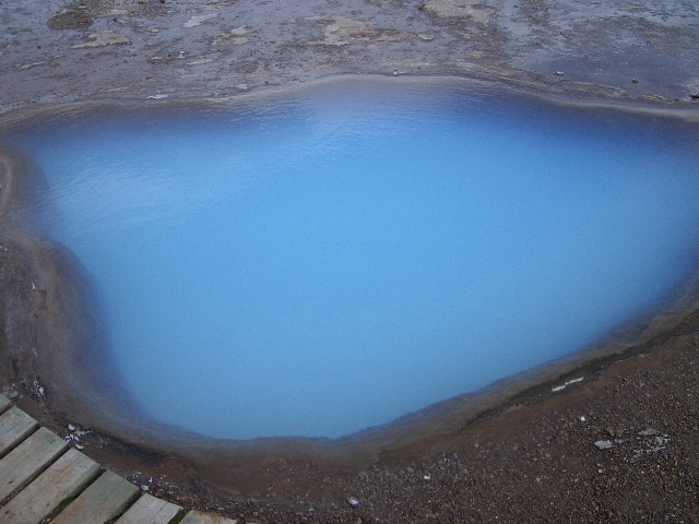 Steaming Geysir