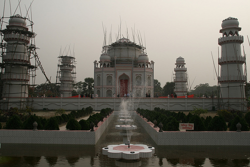 Bangladesh Taj Mahal