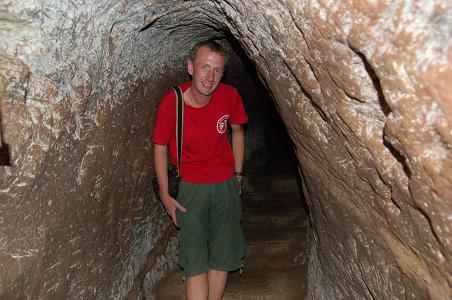 Vinh Moc tunnels