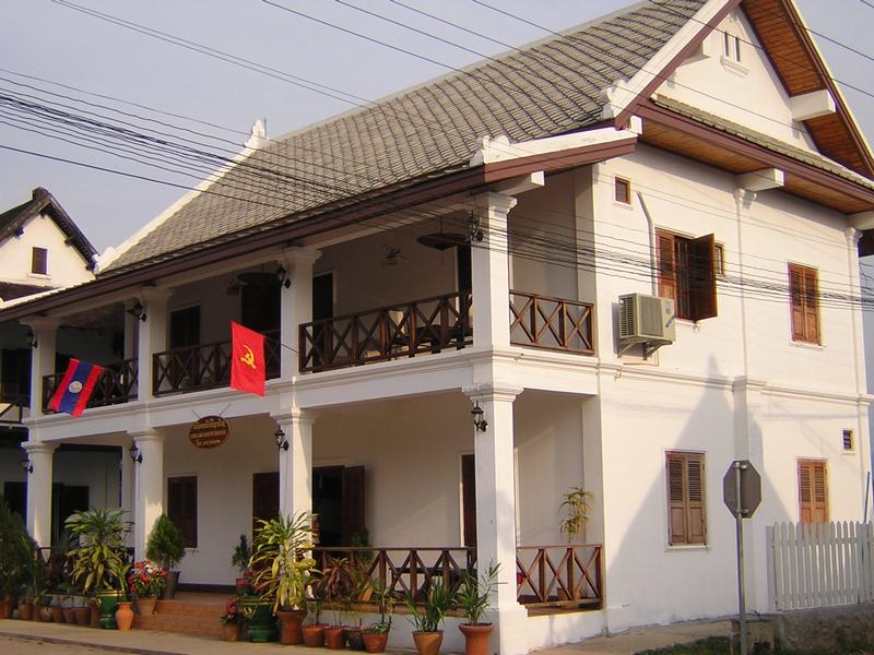 building_in_luang_prabang.JPG