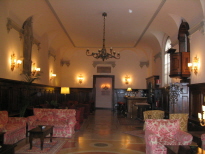 AbbaziaHotelLobby.jpg