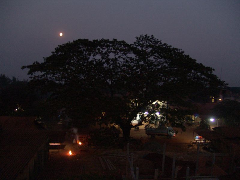 DSC07280_FullMoonInSnuol.JPG