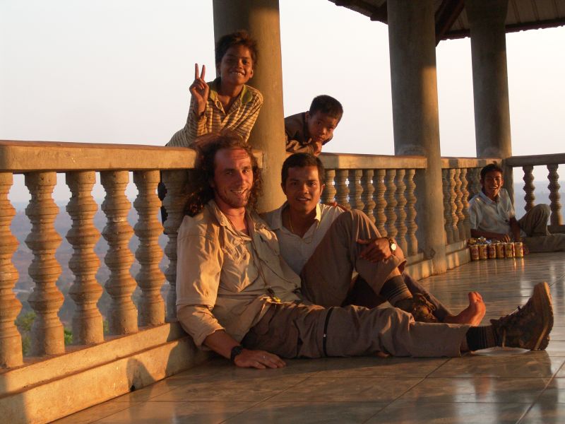 DSC07540_KennyWithMoreBuddies.JPG