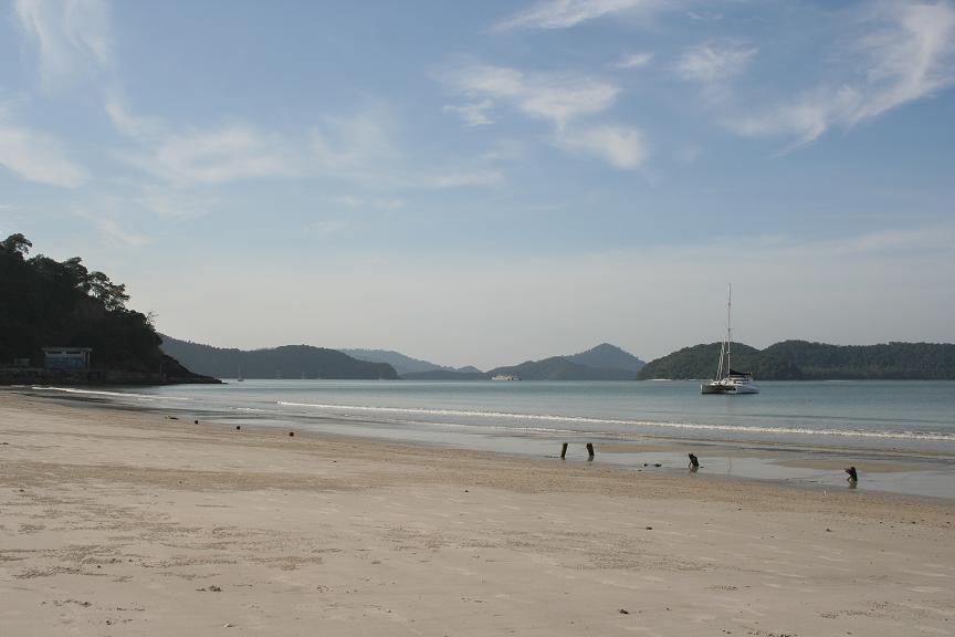 beachlangkawai.JPG