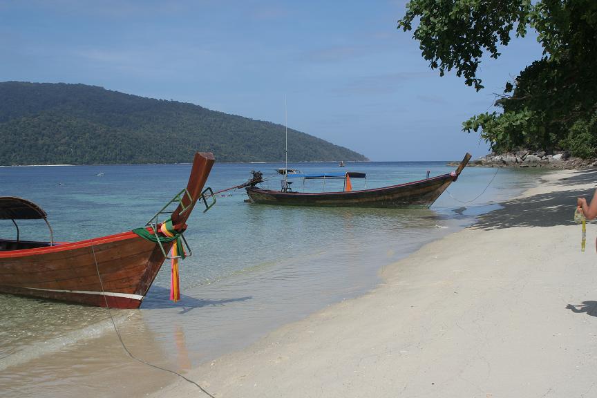boats1.JPG