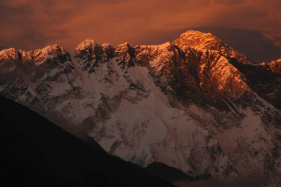 everestsunset.jpg
