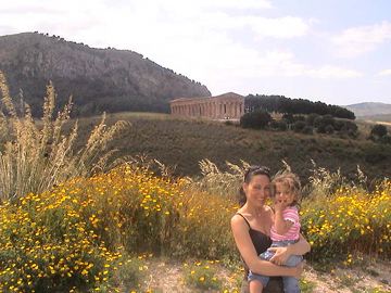 Steph, Em Segesta.jpg