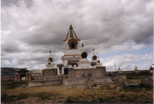 Kharkhorinstupa.jpg