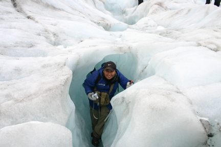 icecave1.JPG