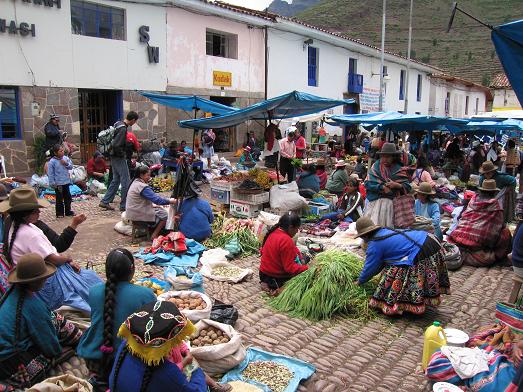 peru_pisacmarket.jpg