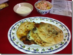 Pupusa de Chicharron y Revueltas