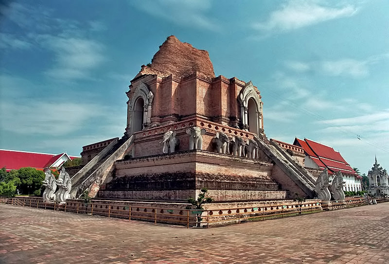 wat-chedi-luang.jpg