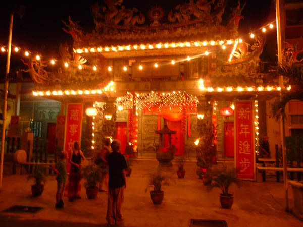 buddhist-temple-night.jpg