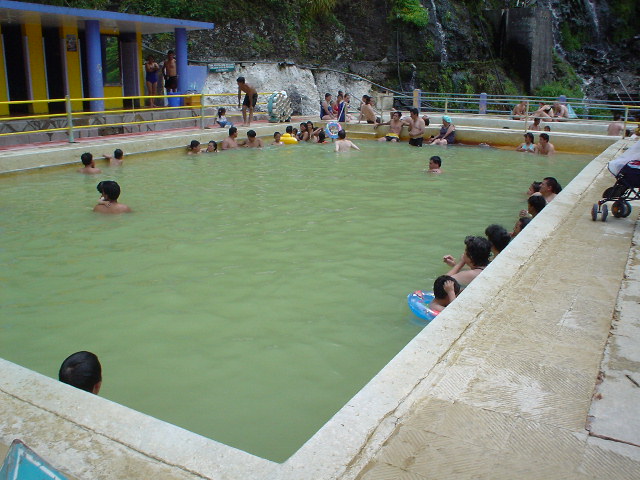 DSC01238poolwater.JPG