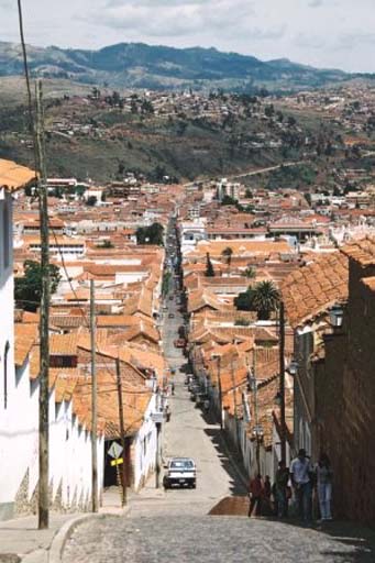Street up to the top of Sucre