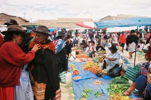 Tarabuco market, a brilliant sight and a hive of activity