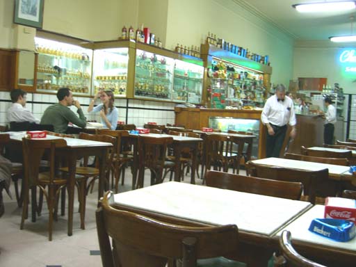 La Giralda, a simple and traditional cafe along Av. Corrientes