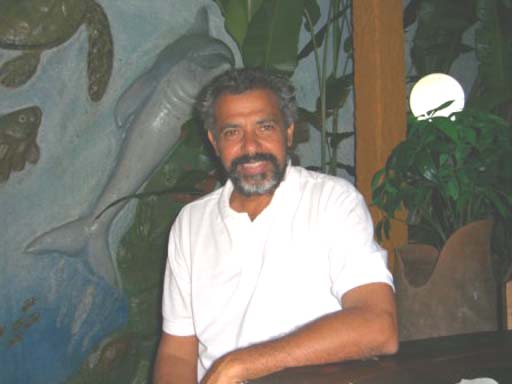 Artist-writer Jose Efigenio Pinto Coelho
