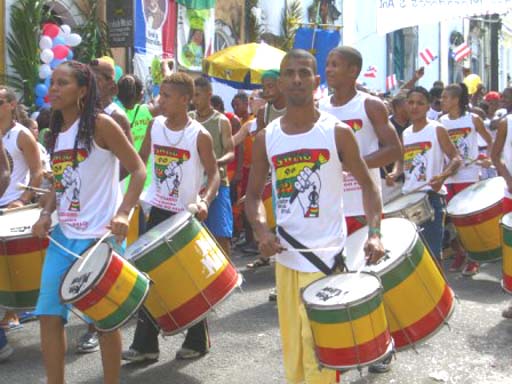 Major noise-makers - the Oludum drummers!