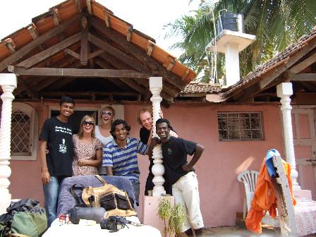 Jay, Helle, Brita, Rakesh, Trygve og Rakesh Gupta